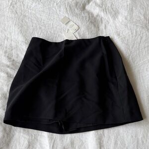 Abercrombie & Fitch Black Skort
